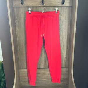 NWOT ZYIA Everywhere Zipper Joggers